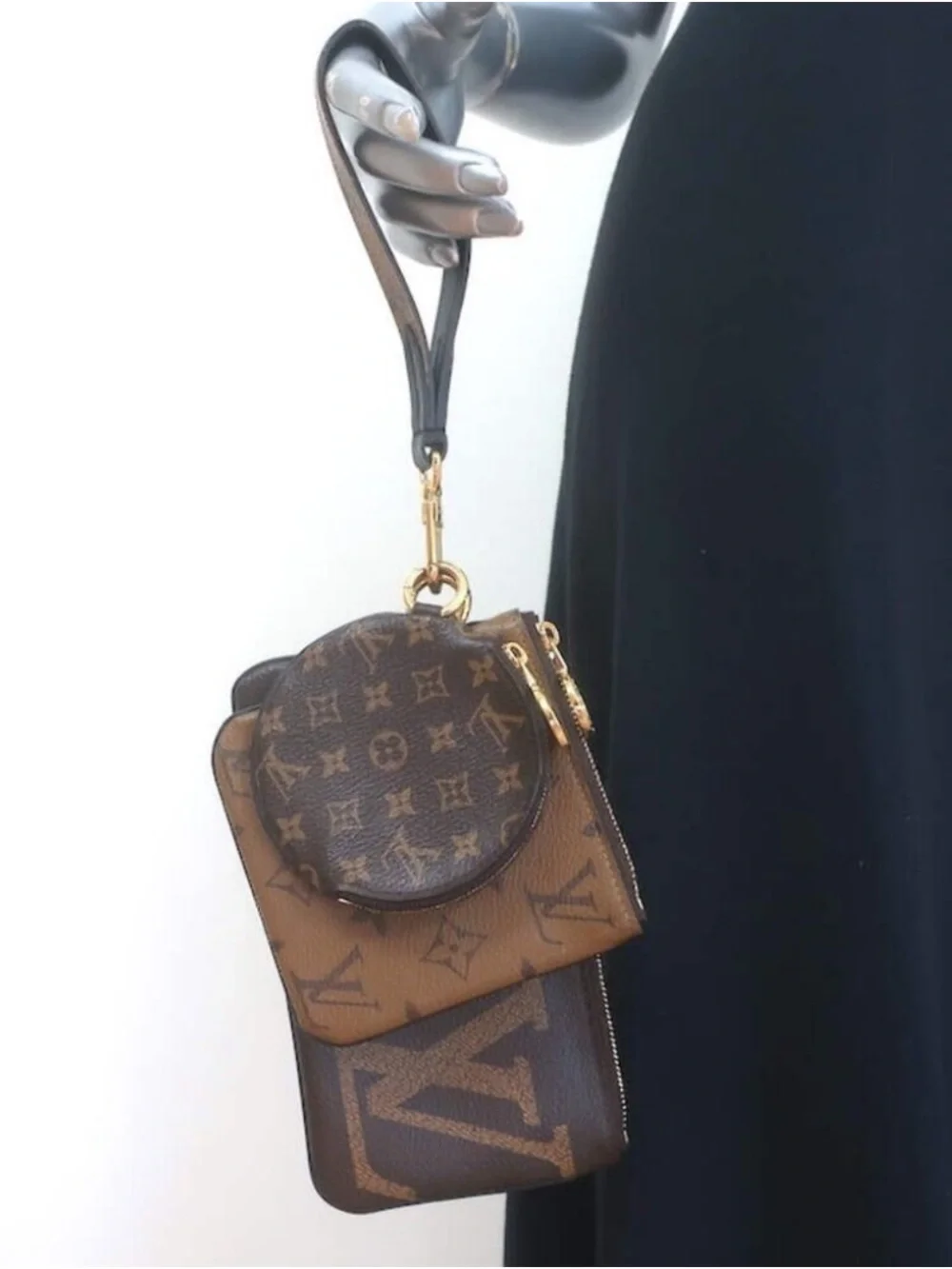 Louis Vuitton Pouch LV Trio Giant Monogram reverse LV wristlet LV wallet